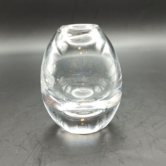 Vintage Maleras for M Swedish Glass Etched Girl in Flower Garden Bud Vase Signed - Picture 2 of 7